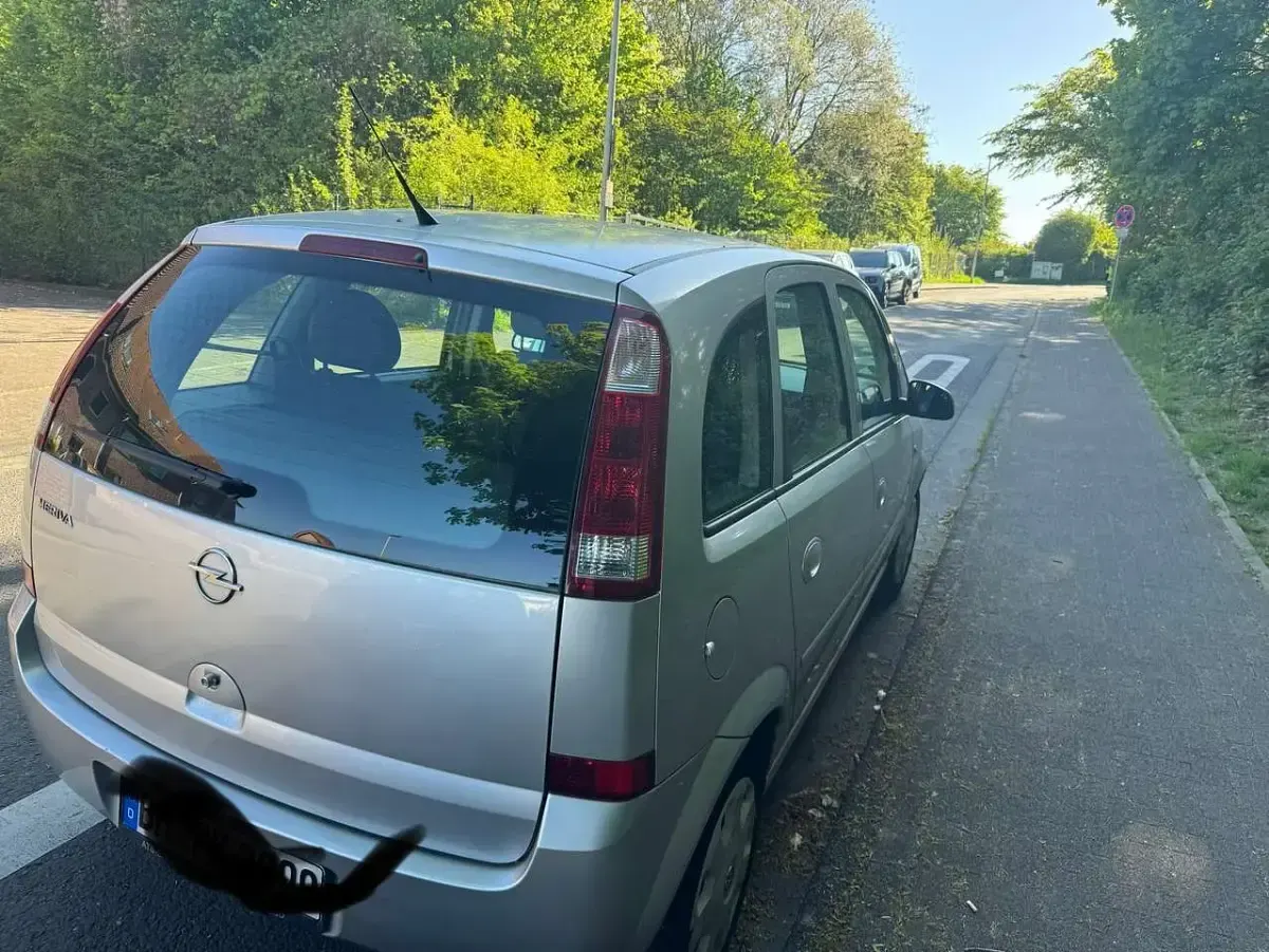 Gebraucht Opel Meriva 90 PS (66 kW) 2006 Silber Van / Kleinbus