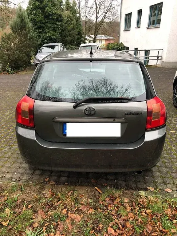 Gebraucht Toyota Corolla 97 PS (71 kW) 2003 Grau Limousine