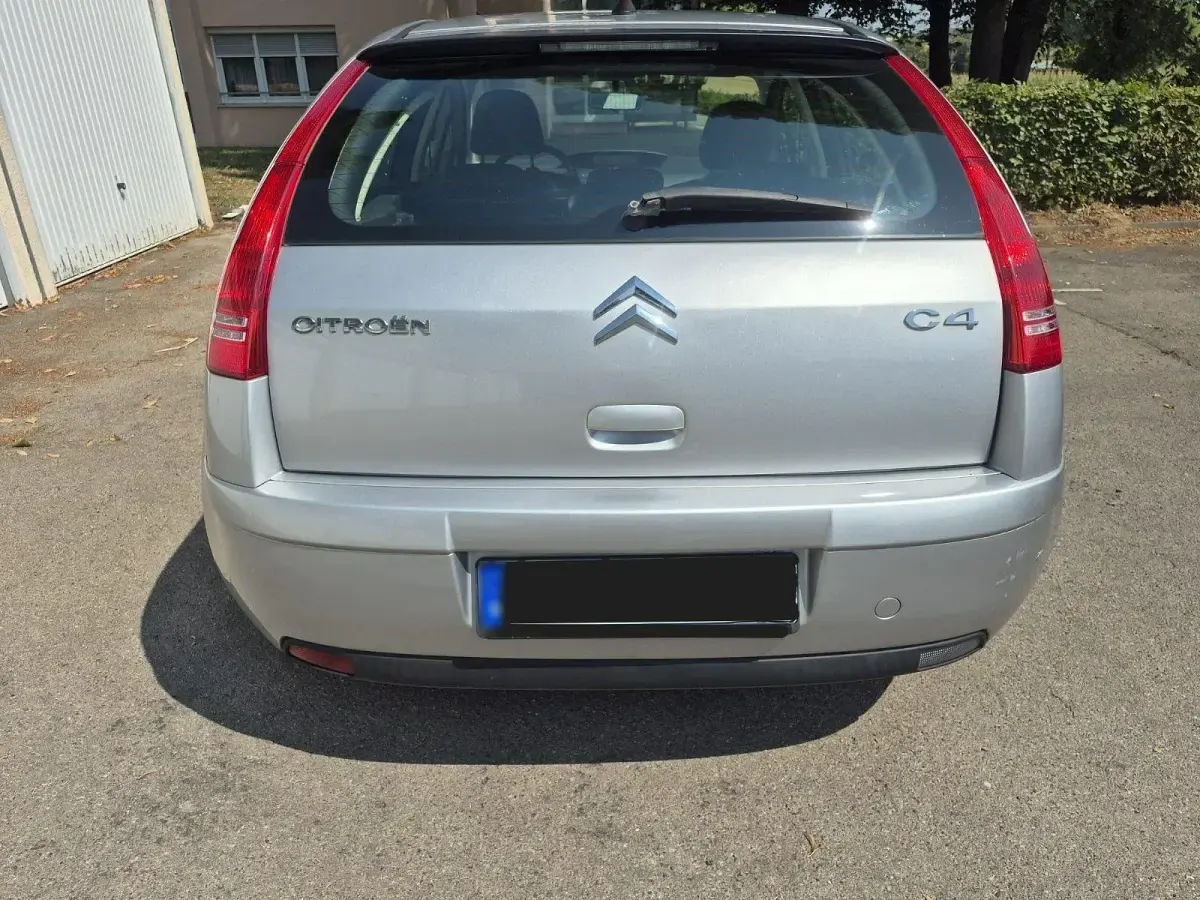 Gebraucht Citroën C4 88 PS (64 kW) 2009 Silber Limousine