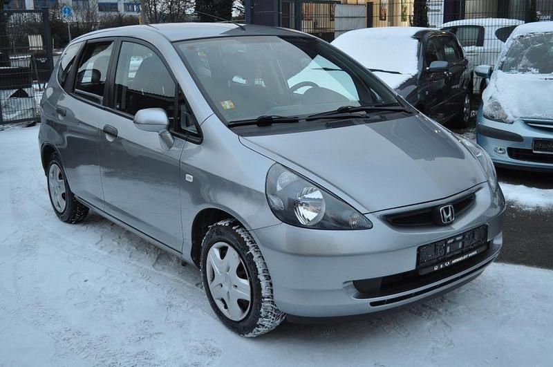Silber Gebraucht 2004 Honda Jazz LS Kleinwagen | 5.490 € (Teuer) - Bild 1/4