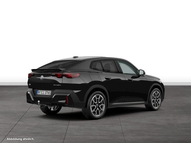 Gebraucht BMW X2 150 PS (110 kW) 2025 Schwarz SUV