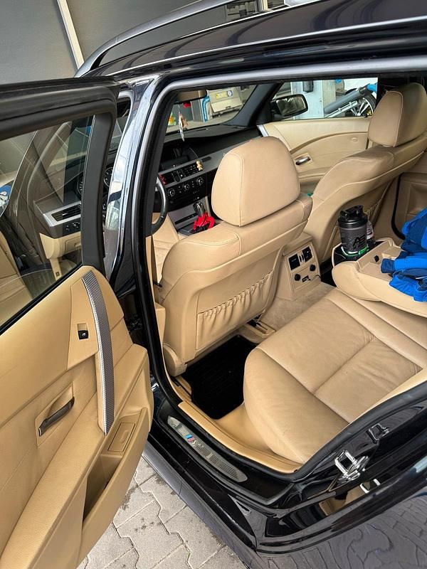 Używany BMW 535 272 KM (200 kW) 2006 Niebieski Kombi