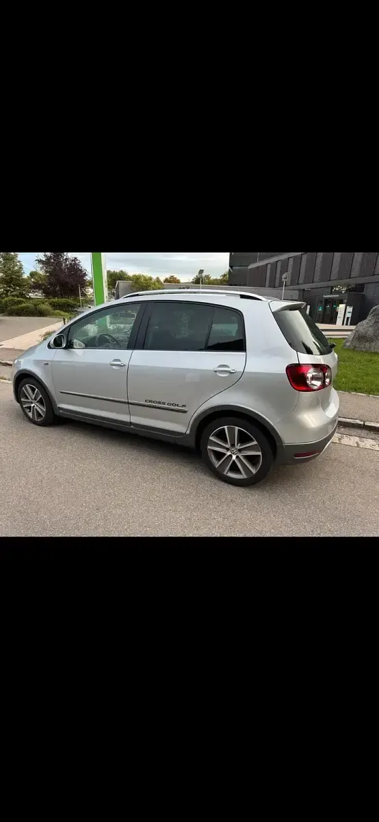 Gebraucht VW Golf VI R 110 PS (80 kW) 2011 Silber Kleinwagen