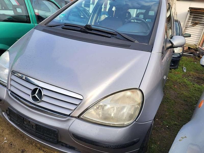 Gebraucht Mercedes 170 90 PS (66 kW) 2001 Silber Limousine