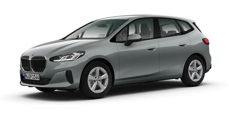 Gebraucht BMW 220 Active Tourer Luxury Line 170 PS (125 kW) 2025 Grau Van / Kleinbus