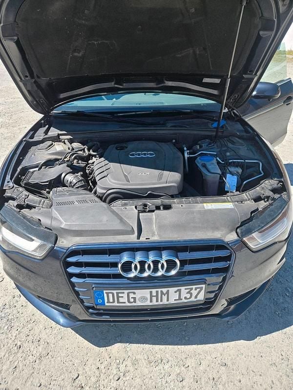 Second-hand Audi A5 177 CP (130 kW) 2012 Negru Coupe
