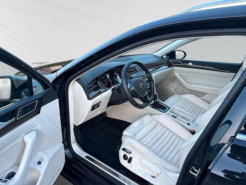Gebraucht VW Passat Highline 190 PS (139 kW) 2015 Schwarz Kombi
