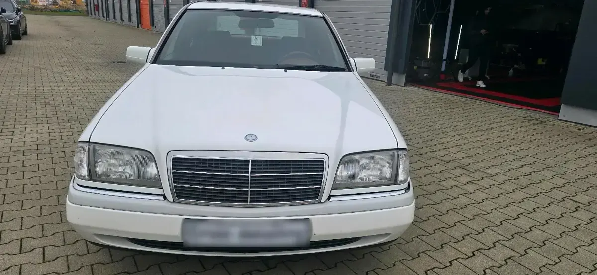 Gebraucht Mercedes C180 1994 Weiß Limousine