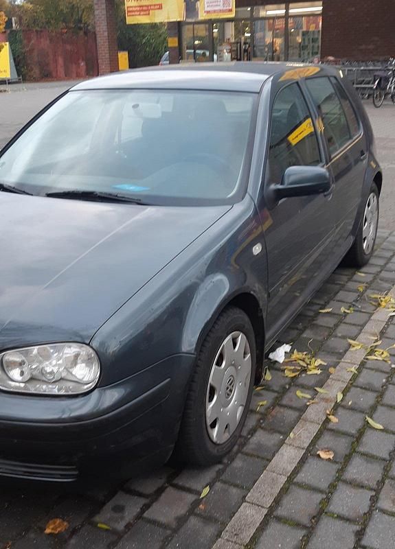 Gebraucht VW Golf IV 2000 Grau Limousine