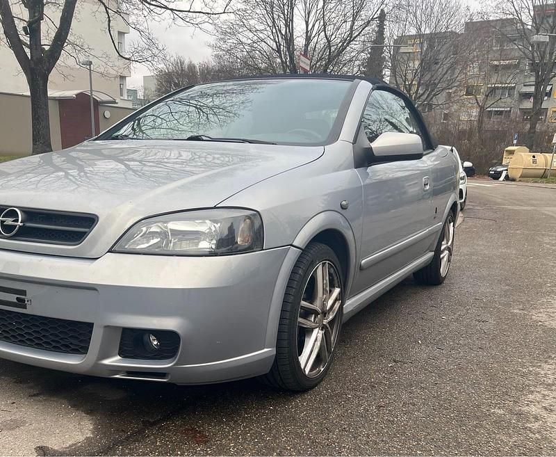 Gebraucht Opel Astra Cabriolet 147 PS (108 kW) 2001 Grau Cabrio