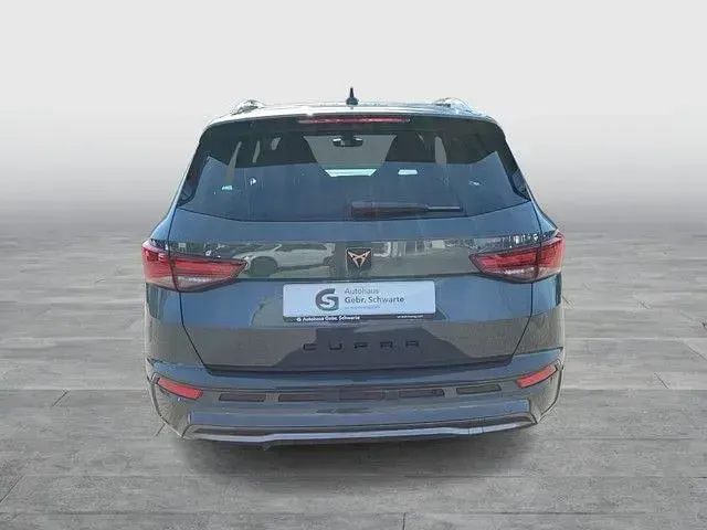 Neu Cupra Ateca 190 PS (139 kW) 2026 Grün SUV