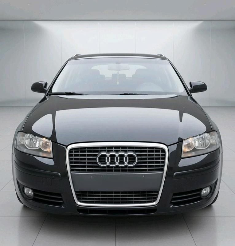 Schwarz Gebraucht 2005 Audi A3 Attraction Kombi | 1.500 € (Superpreis) - Bild 1/4