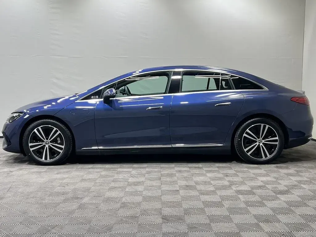 Gebraucht Mercedes EQE300 Advanced Plus 180 kW (245 PS) 2025 Blau Limousine