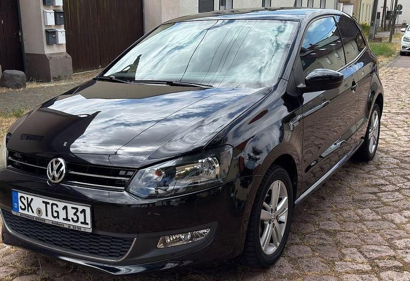 Schwarz Gebraucht 2013 VW Polo Match Limousine | 6.500 € (Guter Preis) - Bild 1/4