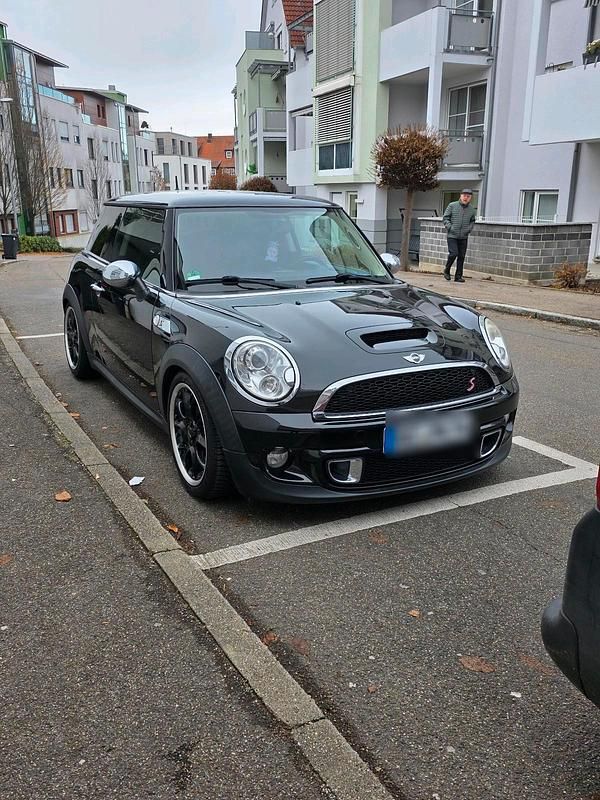 Schwarz Gebraucht 2010 Mini Cooper S Coupé Coupé | 7.100 € - Bild 1/4