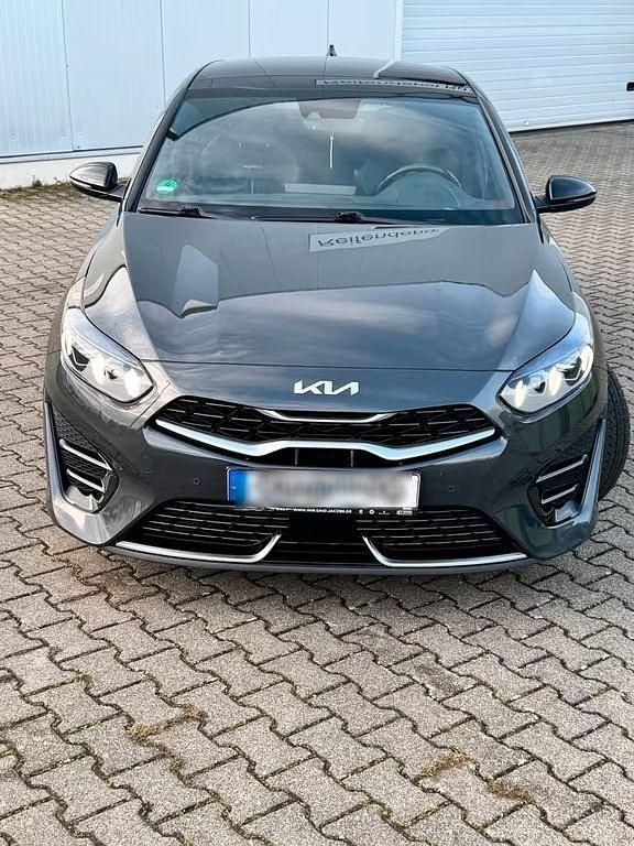 Gebraucht Kia ProCeed GT-Line 160 PS (117 kW) 2022 Grau Kombi