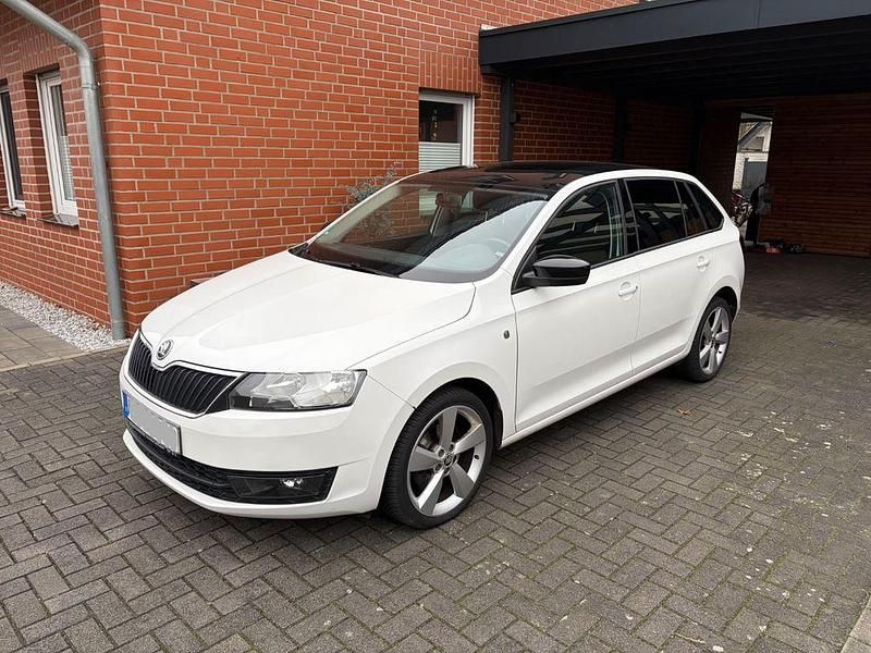 Weiß Gebraucht 2014 Skoda Rapid Ambition Limousine | 7.500 € (Fairer Preis) - Bild 1/4