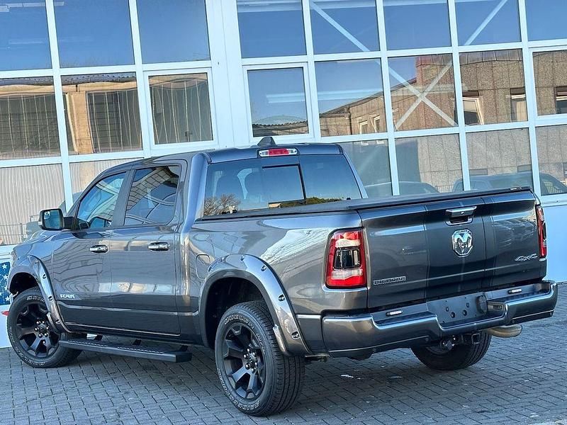 Grau Gebraucht 2020 Dodge Ram Abholung | 42.900 € (Teuer) - Bild 1/4