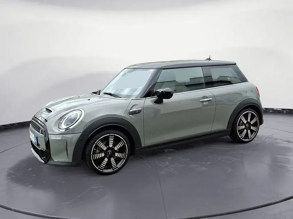 Gebraucht Mini Cooper S Classic 178 PS (130 kW) 2022 Grau Kleinwagen