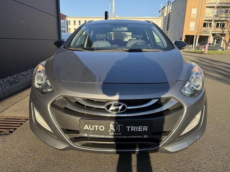 Gebraucht Hyundai i30 Edition 110 PS (80 kW) 2014 Steel gray (grau) Limousine