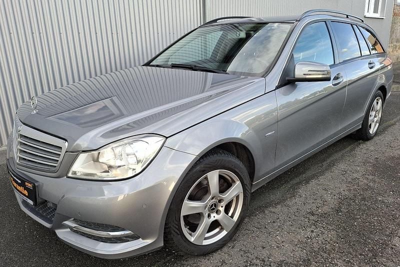 Silber Gebraucht 2011 Mercedes C180 Kombi | 7.600 € (Fairer Preis) - Bild 1/4