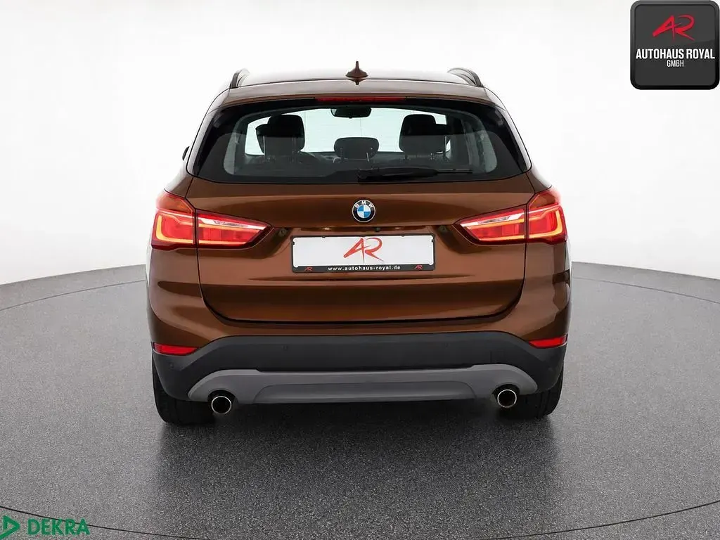 Gebraucht BMW X1 Advantage 231 PS (169 kW) 2016 Braun SUV