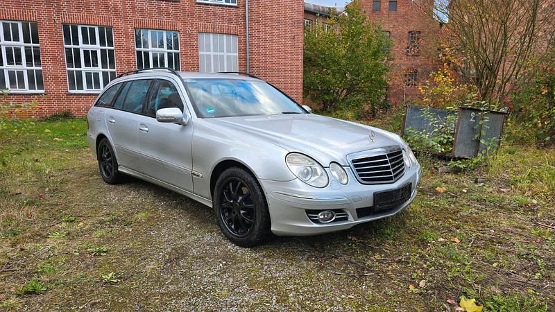 Gebraucht 2008 Mercedes E280 Kombi | 1.350 € (Superpreis) - Bild 1/4
