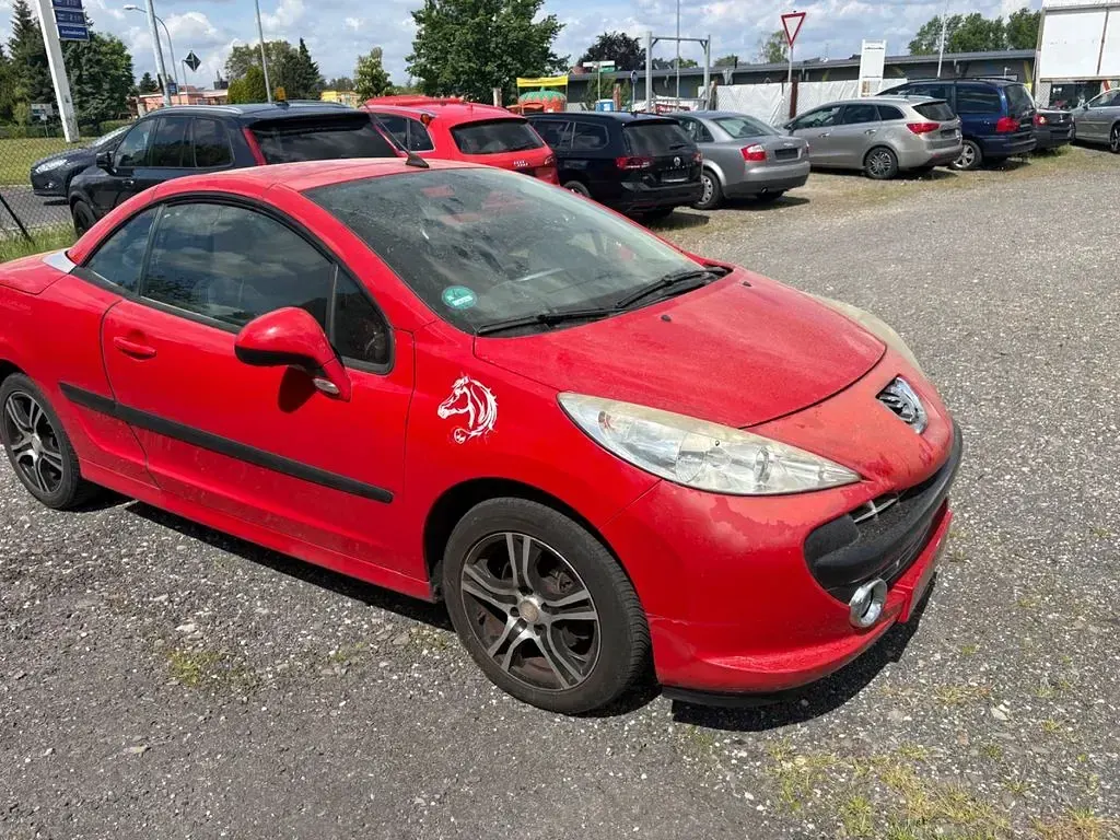Gebraucht Peugeot 207 CC Sport 120 PS (88 kW) 2008 Rot Cabrio