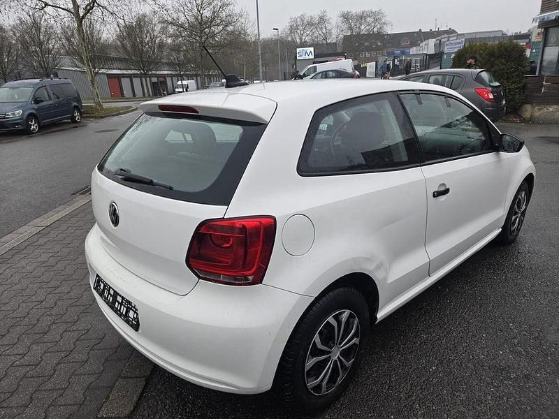 Gebraucht VW Polo 60 PS (44 kW) 2013 Weiß Kleinwagen