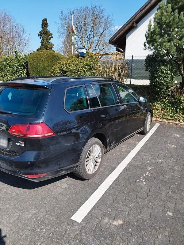Gebraucht VW Golf VII 110 PS (80 kW) 2014 Schwarz Kombi