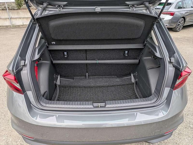 Gebraucht Skoda Fabia Selection 80 PS (58 kW) 2024 Graphitegrau metallic Limousine