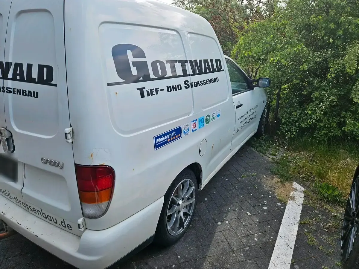 Używany VW Caddy 63 KM (46 kW) 2000 Minivan