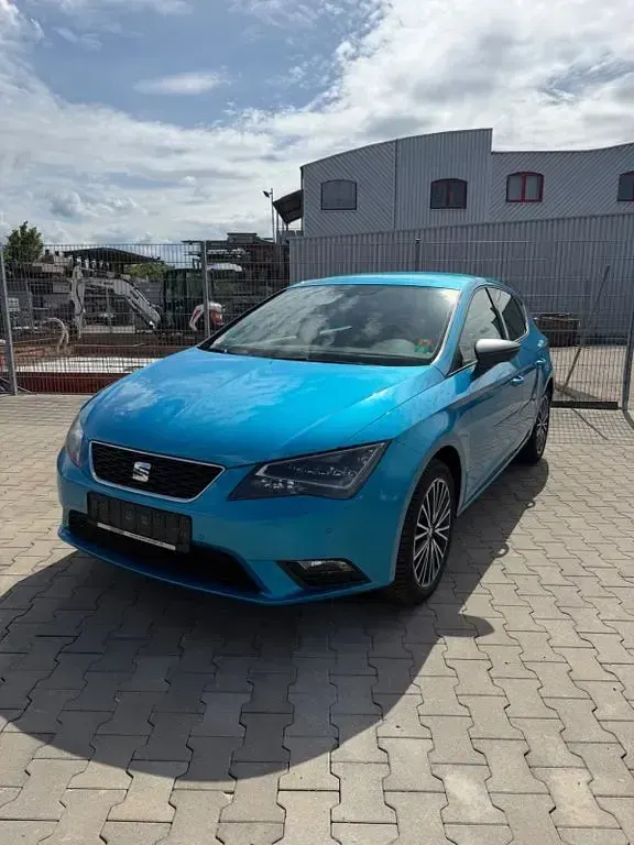 Gebraucht Seat Leon CONNECT 125 PS (91 kW) 2016 Blau Limousine
