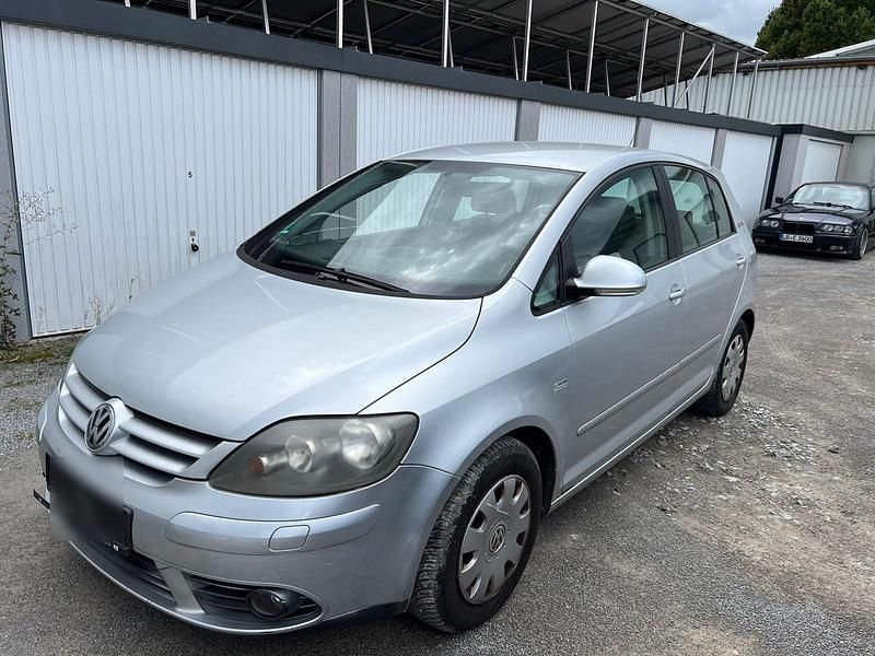 Silber Gebraucht 2006 VW Golf V Goal Limousine | 750 € (Superpreis) - Bild 1/4