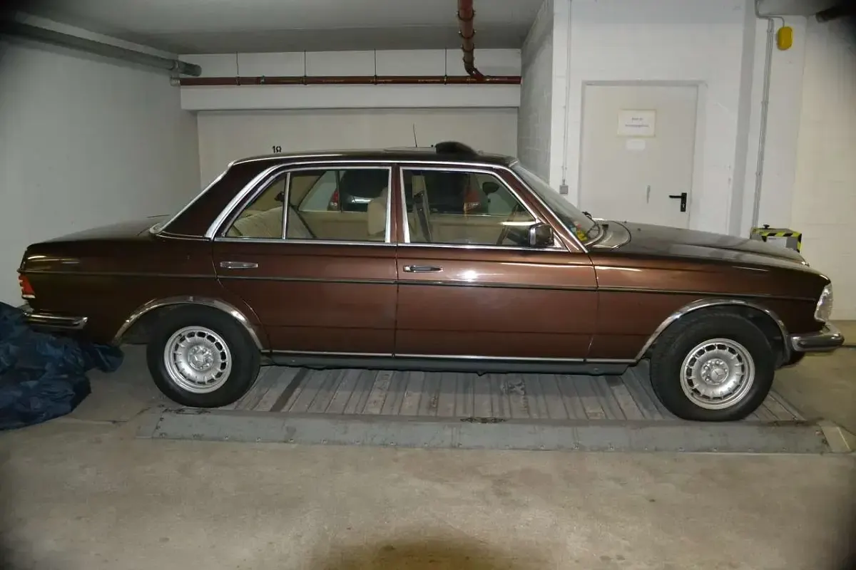 Gebraucht Mercedes 280 185 PS (136 kW) 1981 Brau Limousine