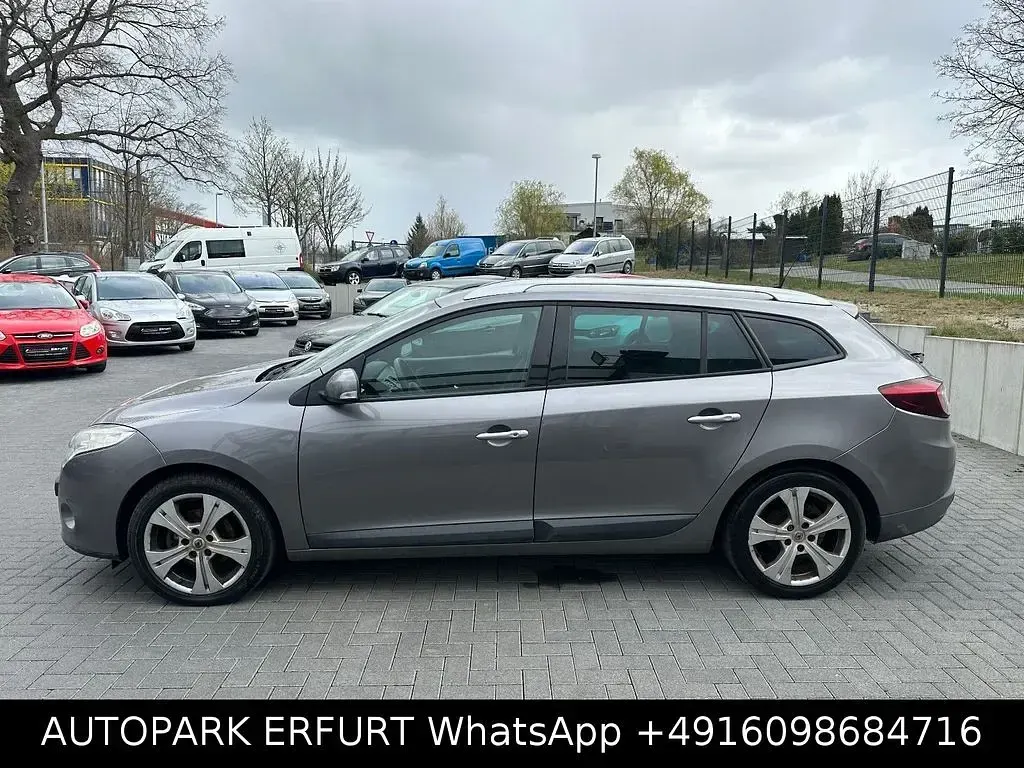 Gebraucht Renault Mégane Dynamique 131 PS (96 kW) 2009 Grau Limousine
