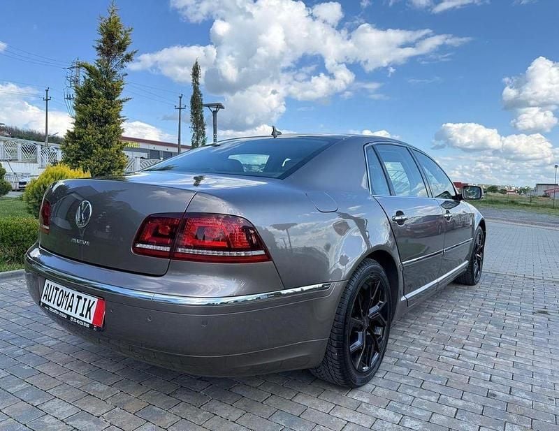 Gebraucht VW Phaeton 245 PS (180 kW) 2013 Grau Limousine