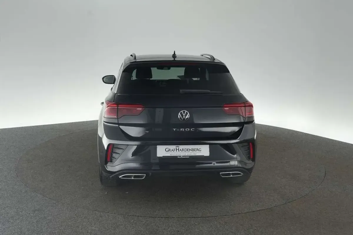 Gebraucht VW T-Roc R-line 150 PS (110 kW) 2025 Deep black perleffekt SUV