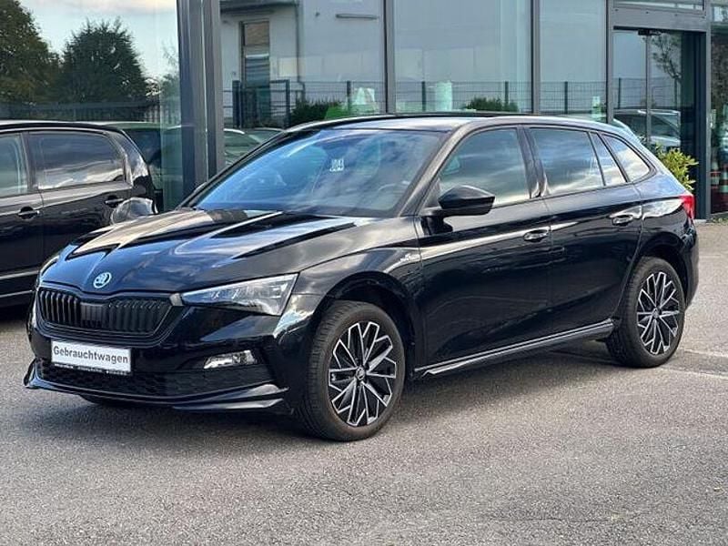 Schwarzmagic perleffekt (metallic) Gebraucht 2023 Skoda Scala Monte Carlo Kleinwagen | 23.280 € (Fairer Preis) - Bild 1/4
