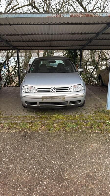 Silber Gebraucht 1999 VW Golf IV Kleinwagen | 700 € (Fairer Preis) - Bild 1/3