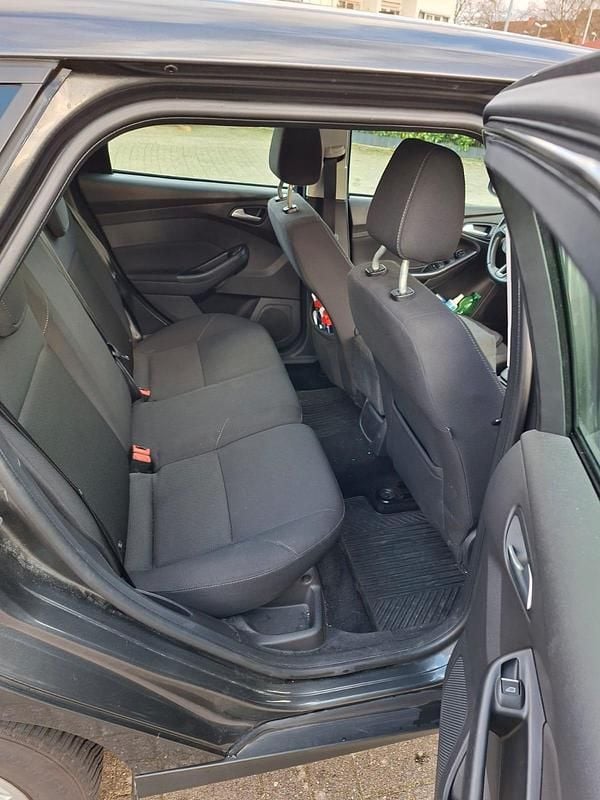 Gebraucht Ford Focus 120 PS (88 kW) 2015 Kombi