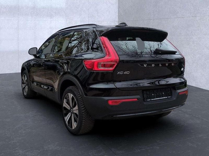 Gebraucht Volvo XC40 Plus 185 kW (252 PS) 2023 Schwarz SUV