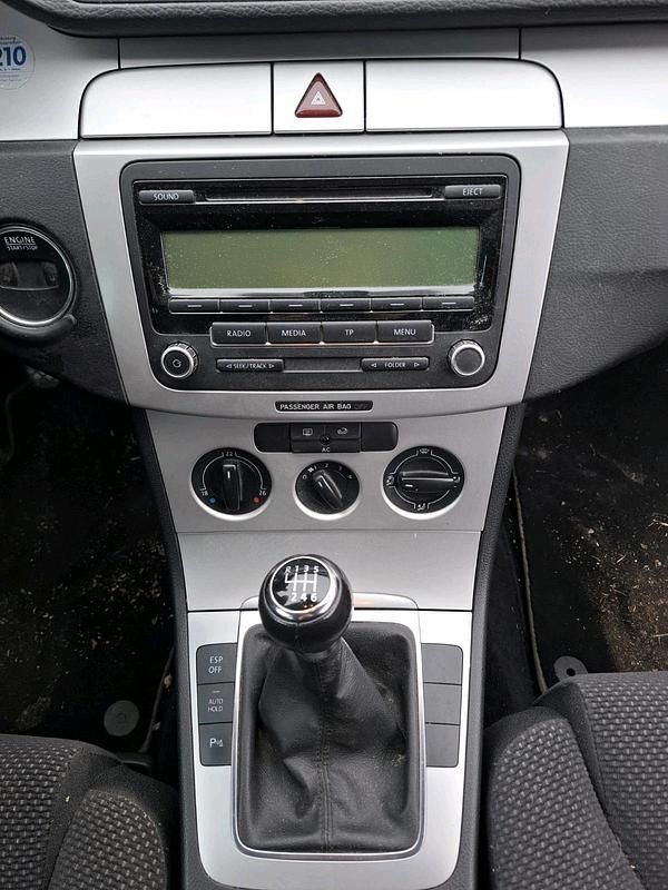 Gebraucht VW Passat 122 PS (89 kW) 2009 Kombi