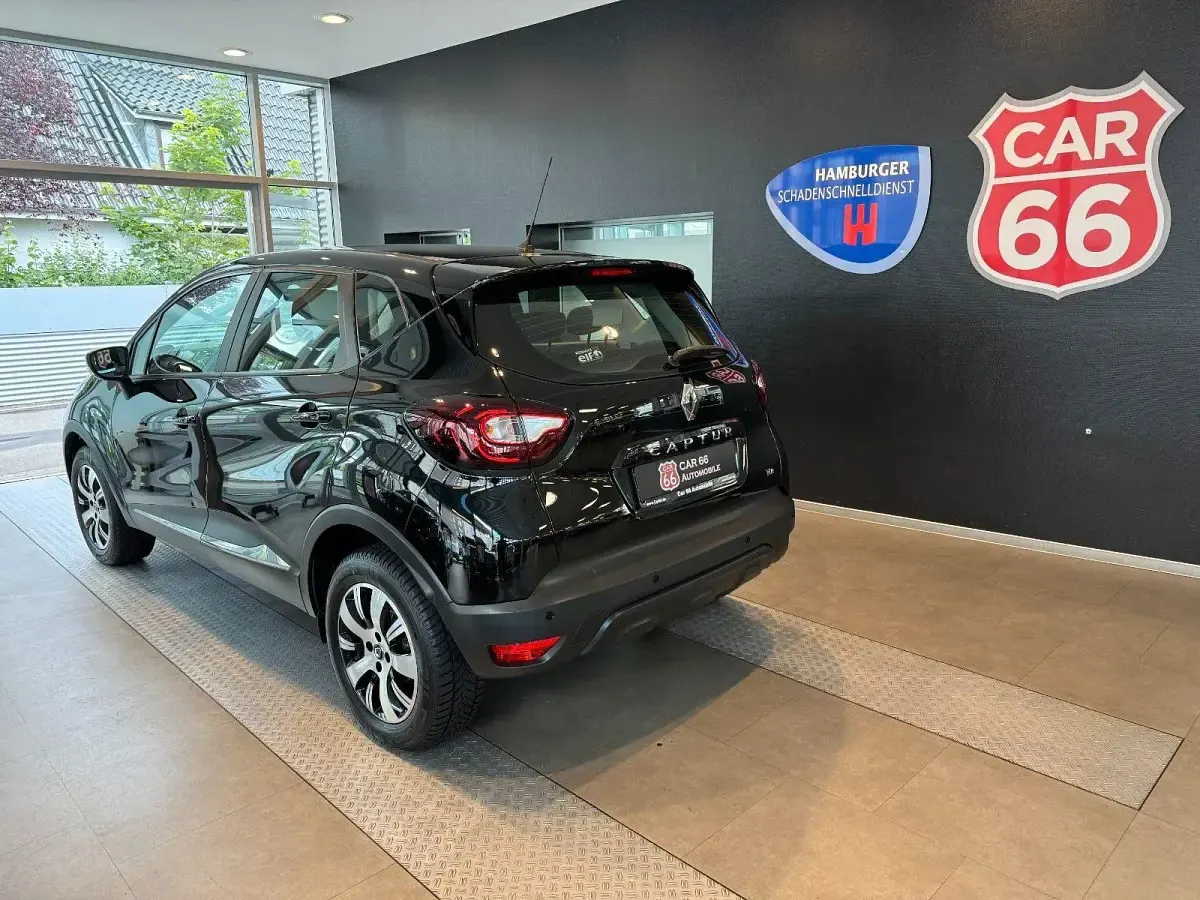 Gebraucht Renault Captur Experience 90 PS (66 kW) 2017 Schwarz SUV