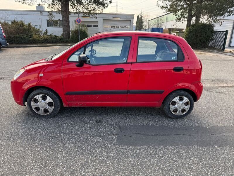 Rot Gebraucht 2009 Chevrolet Matiz Kleinwagen | 690 € (Superpreis) - Bild 1/4