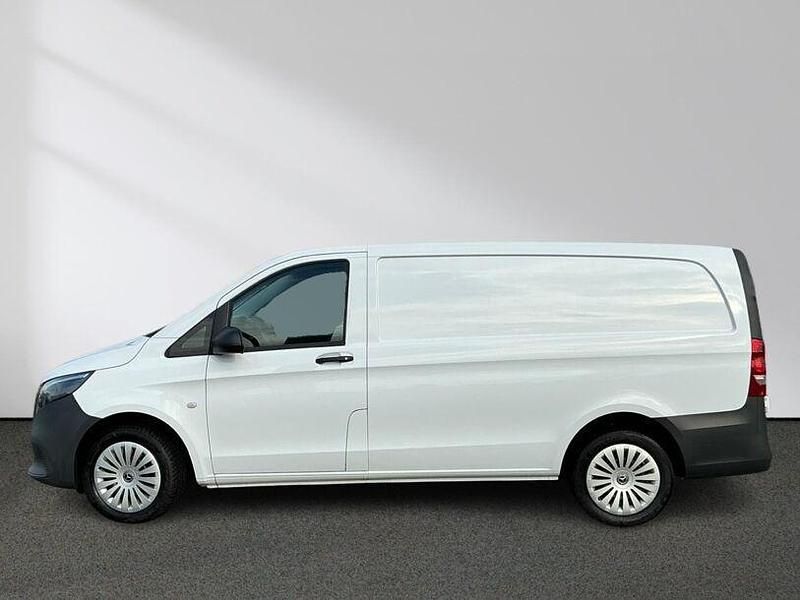 Gebraucht Mercedes Vito 163 PS (119 kW) 2024 Weiß Van