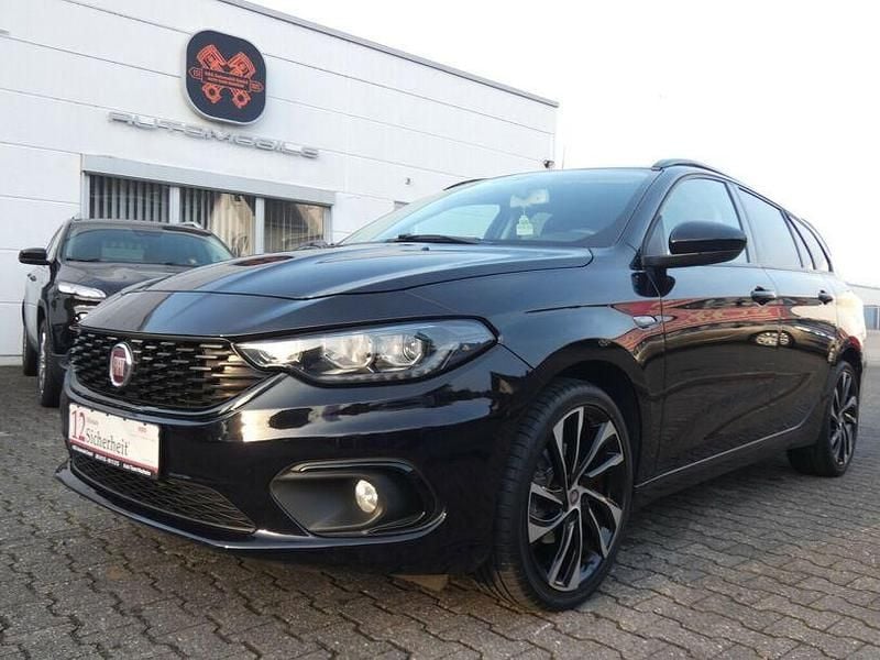 Schwarz Gebraucht 2018 Fiat Tipo S Kombi | 11.490 € (Fairer Preis) - Bild 1/4