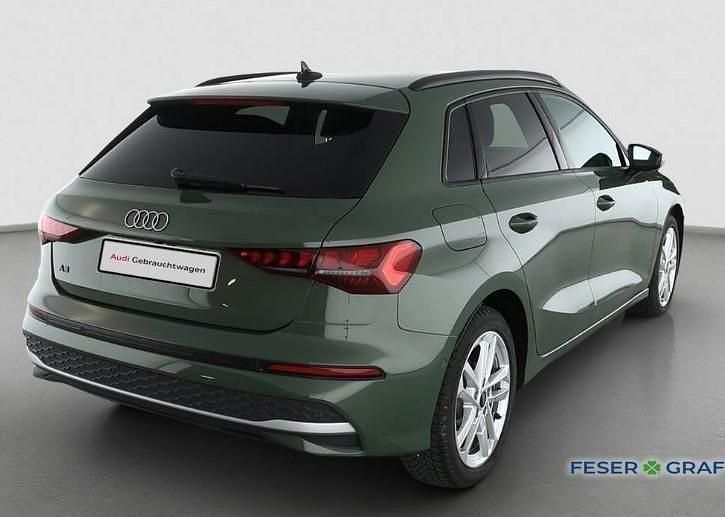 Second-hand Audi A3 Ambiente 204 CP (150 kW) 2025 Verde Berlinǎ