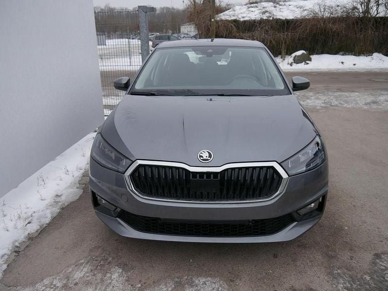 Neu Skoda Fabia Selection 116 PS (85 kW) 2025 Graphite grau metallic Limousine
