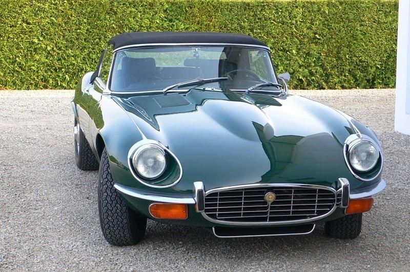 Grün Gebraucht 1971 Jaguar E-Type Cabrio | 157.900 € - Bild 1/4